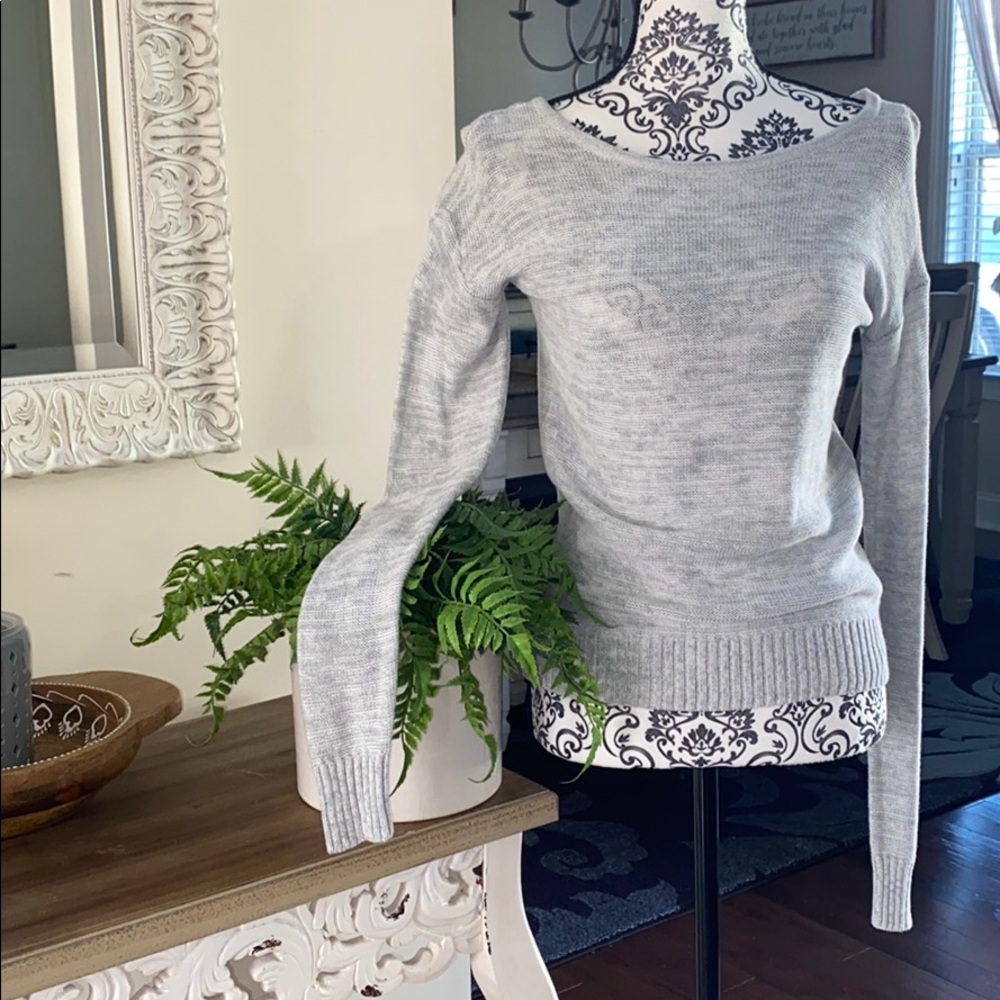 SO Sweater
